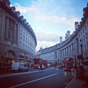 England's Dreaming--High Tea and Tourist Attractions